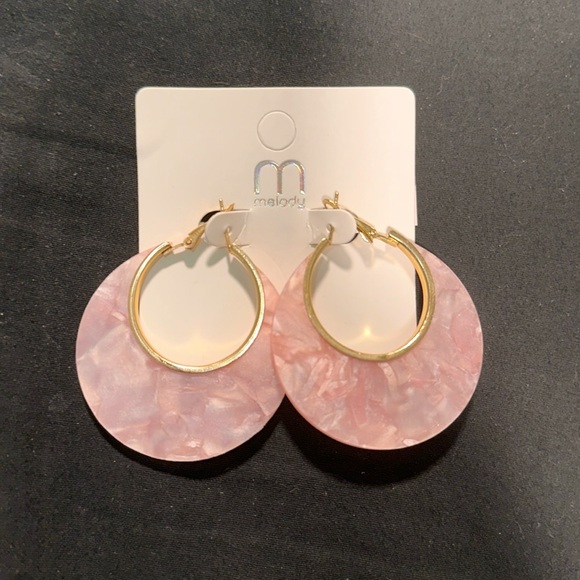 Never worn Pastel Pink earrings 🩷 - Picture 1 of 1